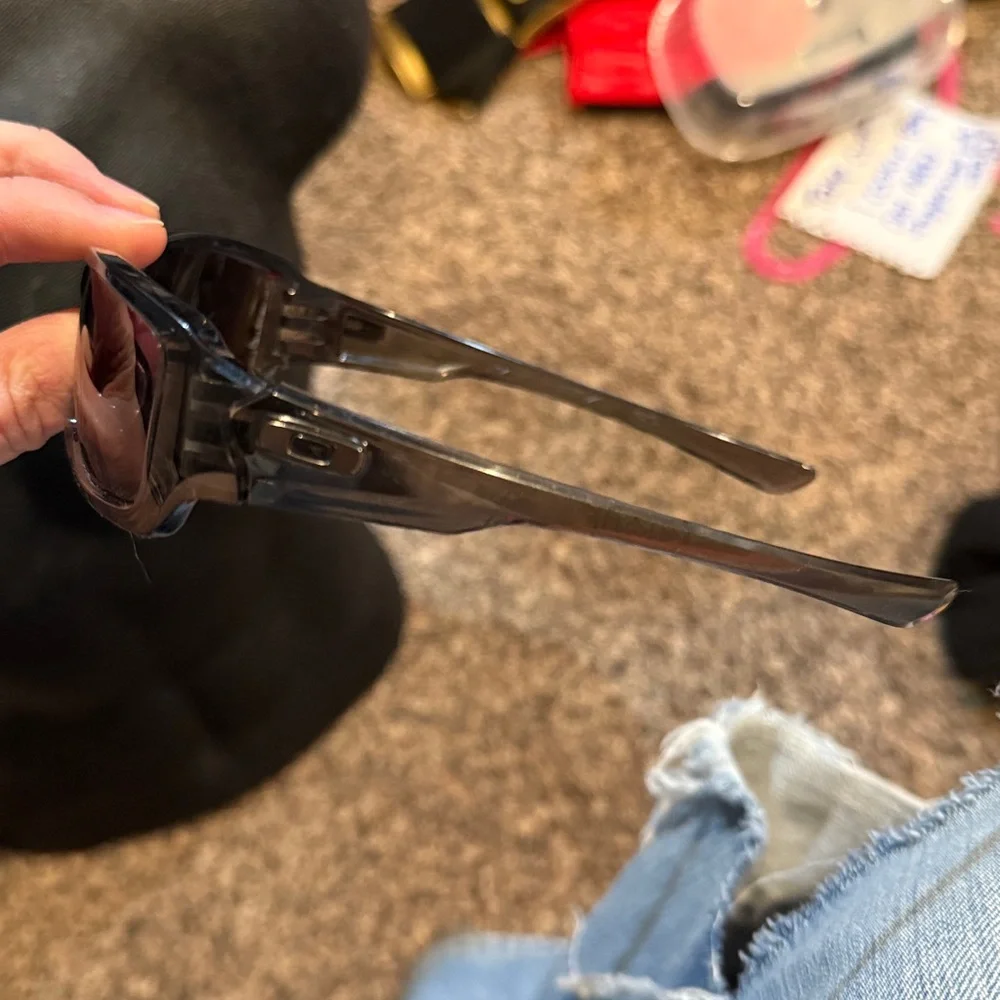 Oakley Fuel Cell Polarized Sunglasses Made in USA - Picture 2 of 4